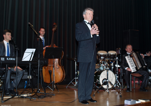 FrommBall2012.fro12038